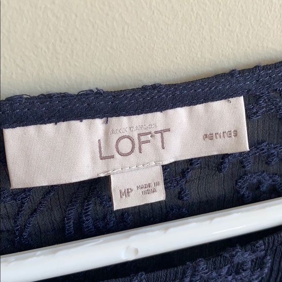 Sheer Embroidery Lace Top Blouse - Picture 4 of 4